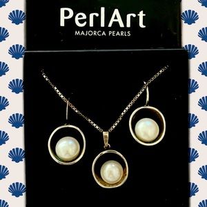 PerlArt Majorca Pearls & Silver